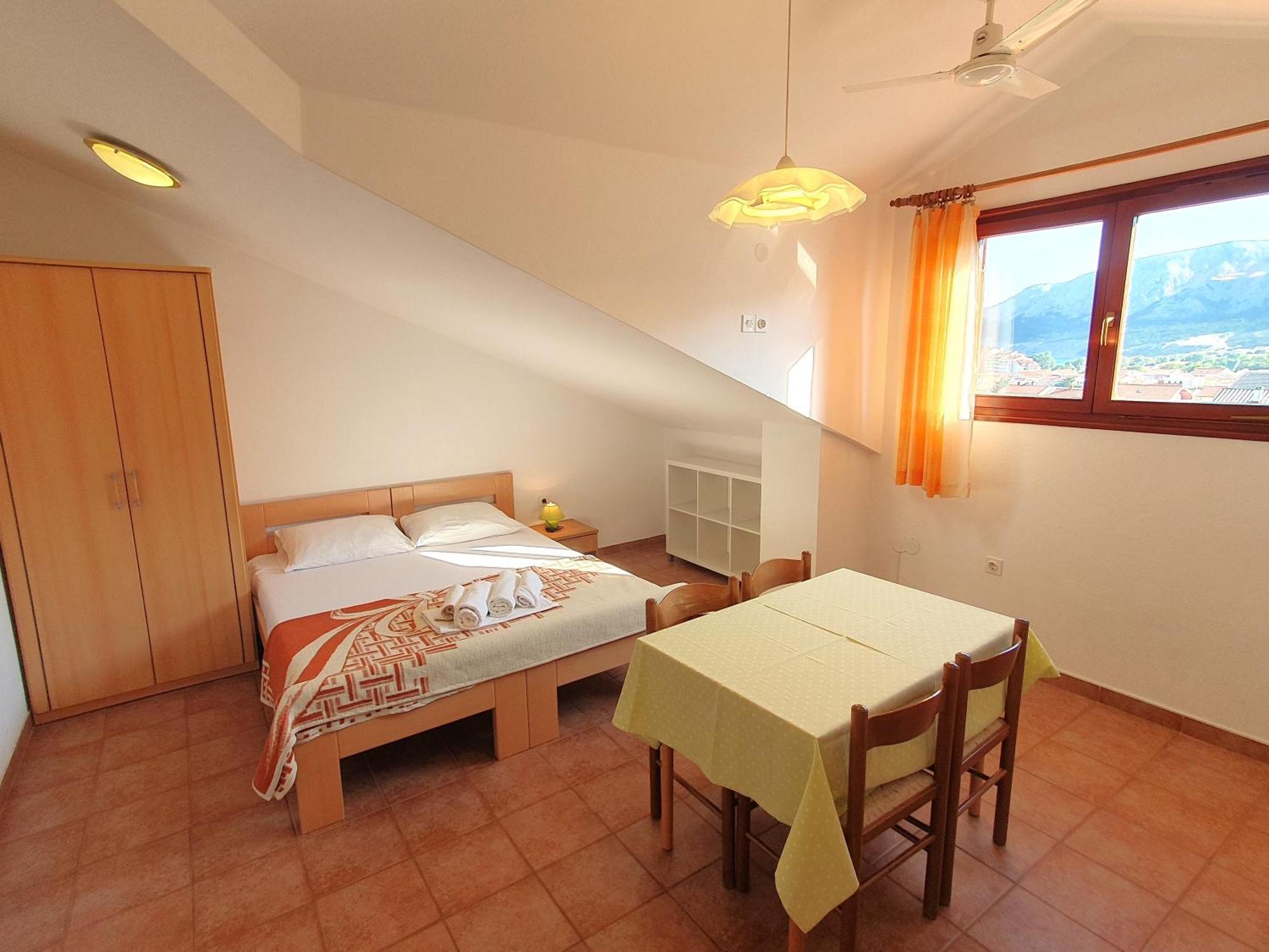 Mirjana F Appartement