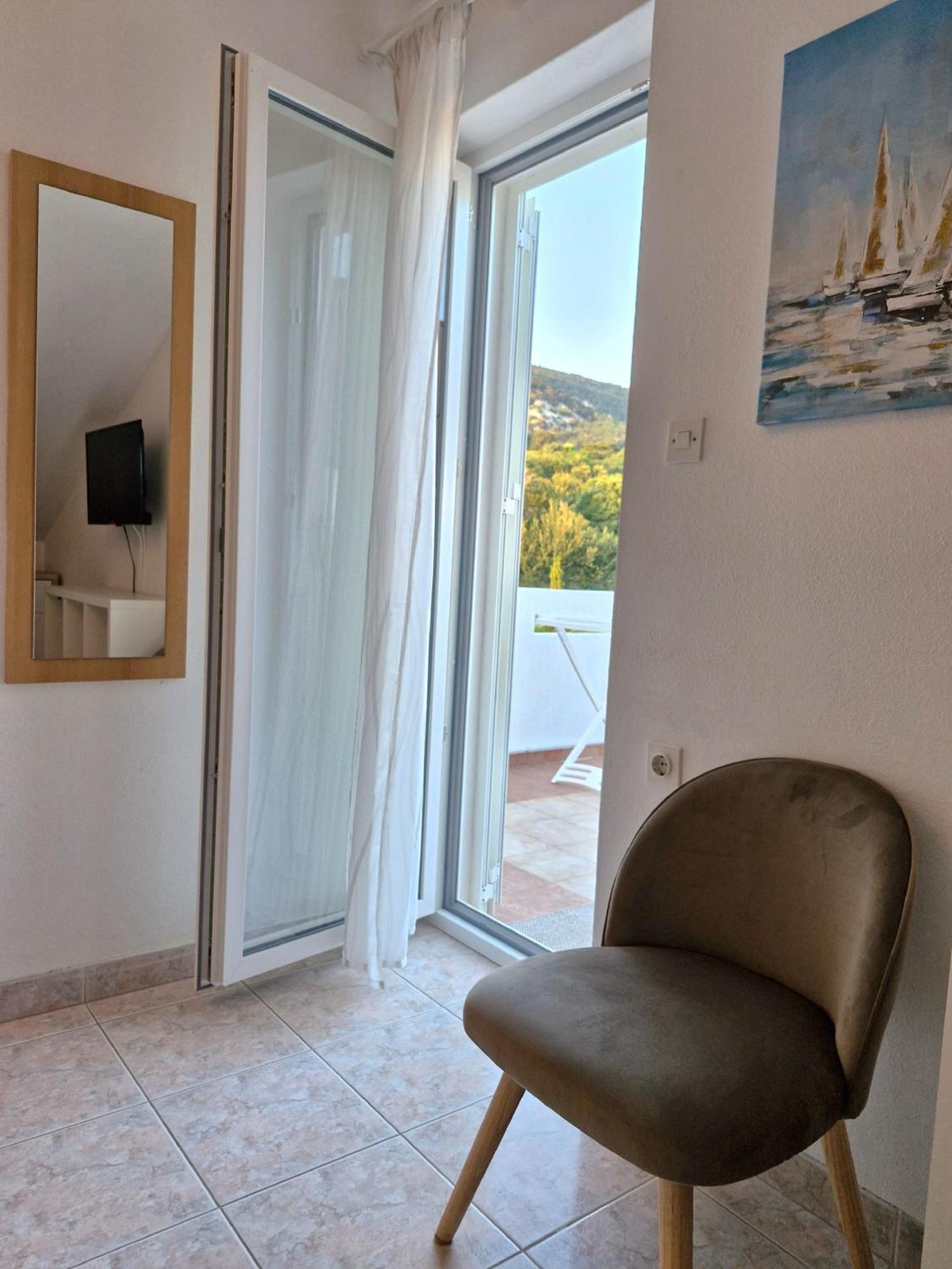 Mirjana F Appartement